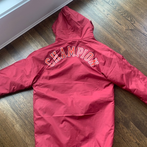 Men’s champion coat. - Picture 2 of 2